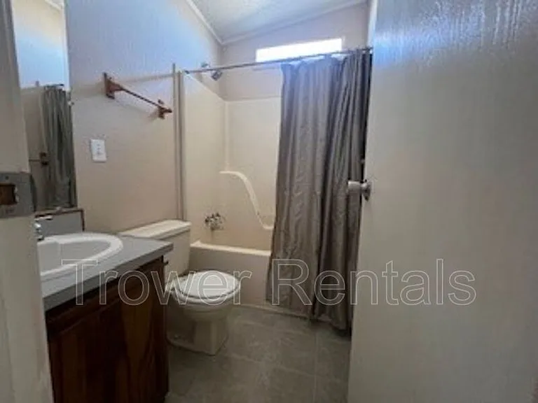 5153 N Moss Ave — Photo 14