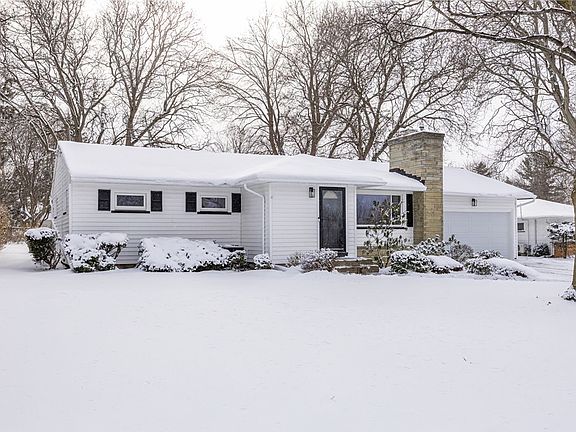 3rd image of 3463 W Ridge Rd