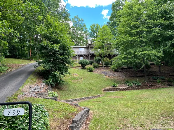 799 Nellie John Dr, Clyde, NC 28721