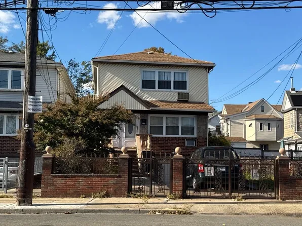 9133 Avenue N image 2 of 4