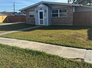 517 Diplomat St, Gretna, LA 70056