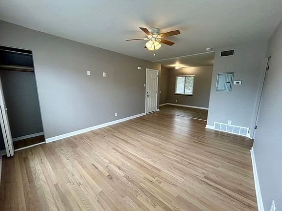 3rd image of 3600 Park Crest Dr APT F