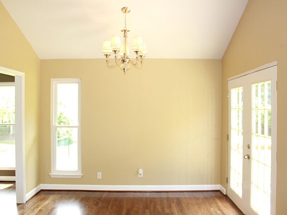 4th image of 210 Winding Creek Cir NW #35