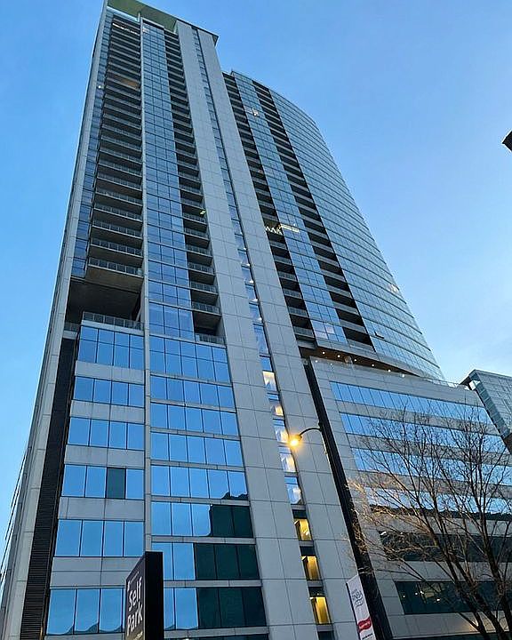 1st image of 303 W Ohio St #2406