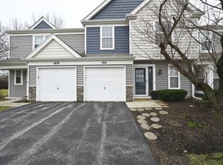 1661 College Green Dr, Elgin, IL 60123