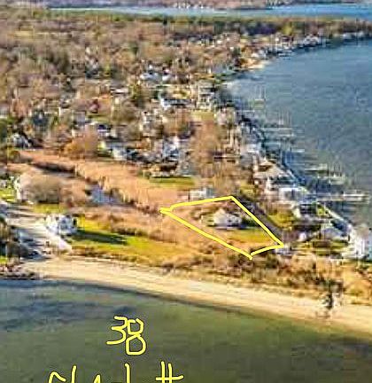 2nd image of 38 Charlotte Dr