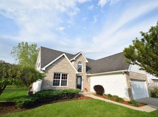 349 Kingsmill Dr, Chesterton, IN 46304