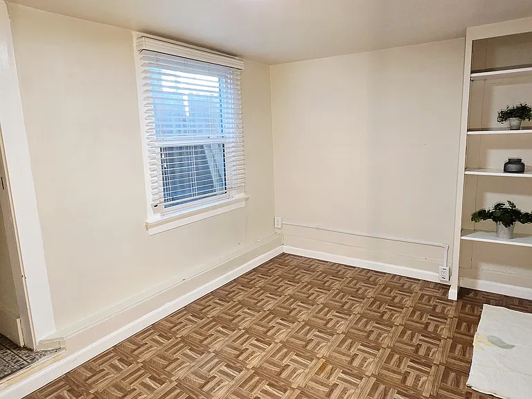 620 23rd St #B — Photo 15