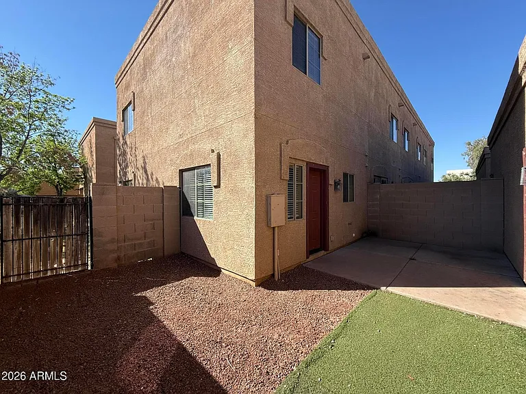 2834 E Tracy Ln #1 — Photo 17