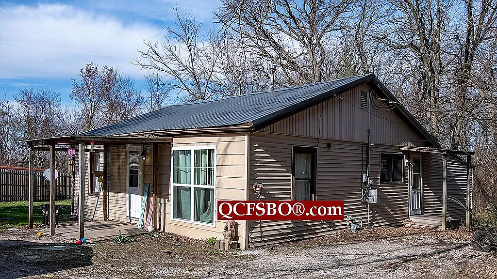 8005 Knoxville Rd photo 1