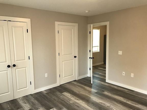 4th image of 405 E Smith St APT 201