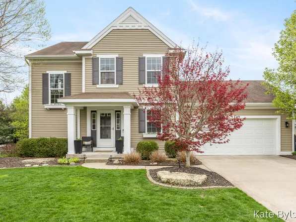 2132 Hollyhock St NE, Belmont, MI 49306