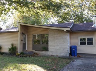 2037 B St NE, Miami, OK 74354