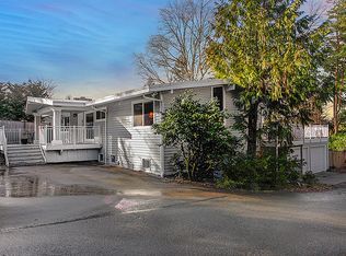 4340 Island Crest Way, Mercer Island, WA 98040