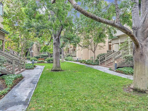 3rd image of 1902 Miraplaza Ct APT 28