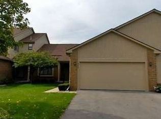 600 Tennyson #1, Rochester Hills, MI 48307