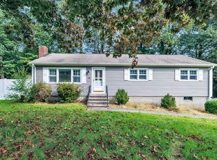 84 Capitol Dr, Shelton, CT 06484