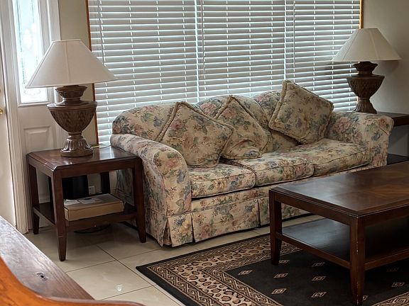 5th image of 3807 Clinton Rd Unit 1