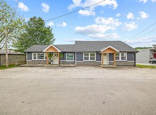 799&801 E Main St, Livingston, TN 38570