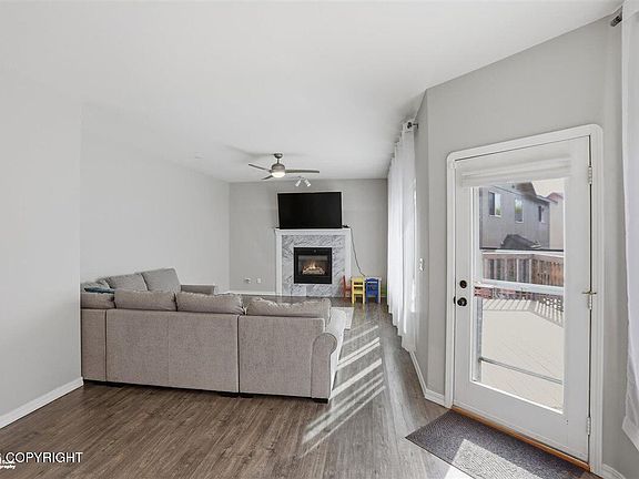5th image of 2111 Meander Dr