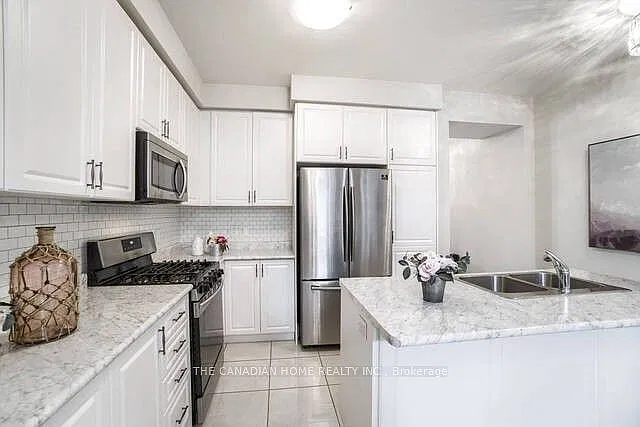 3 bed, $3,100 — Photo 4