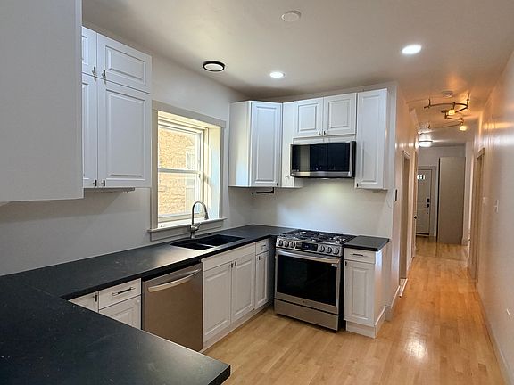5th image of 3134 N Keating Ave #1