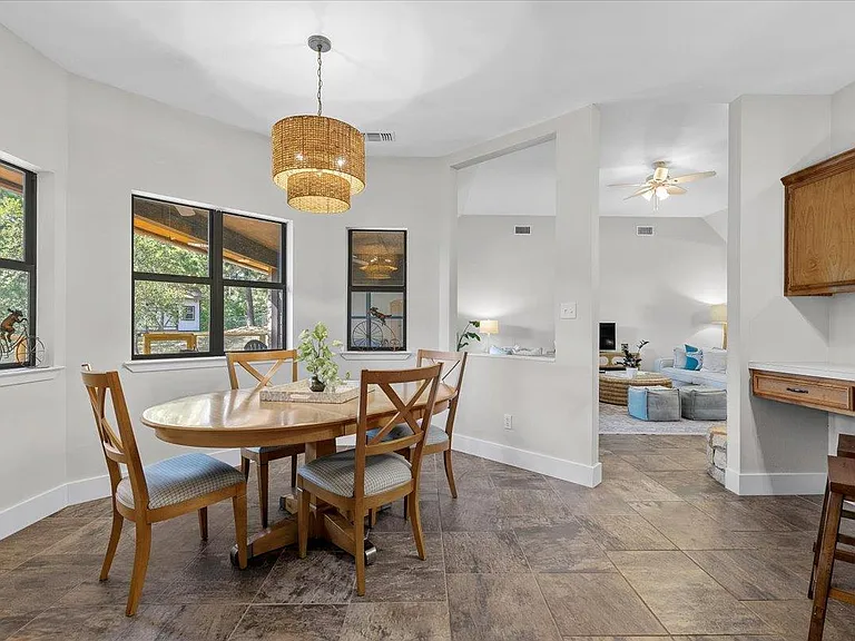 116 Lei Ct — Photo 8