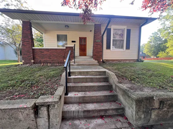 307 S Madison St, Knightstown, IN 46148