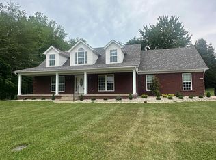 87 Whistling Oaks Dr, Glendale, KY 42740