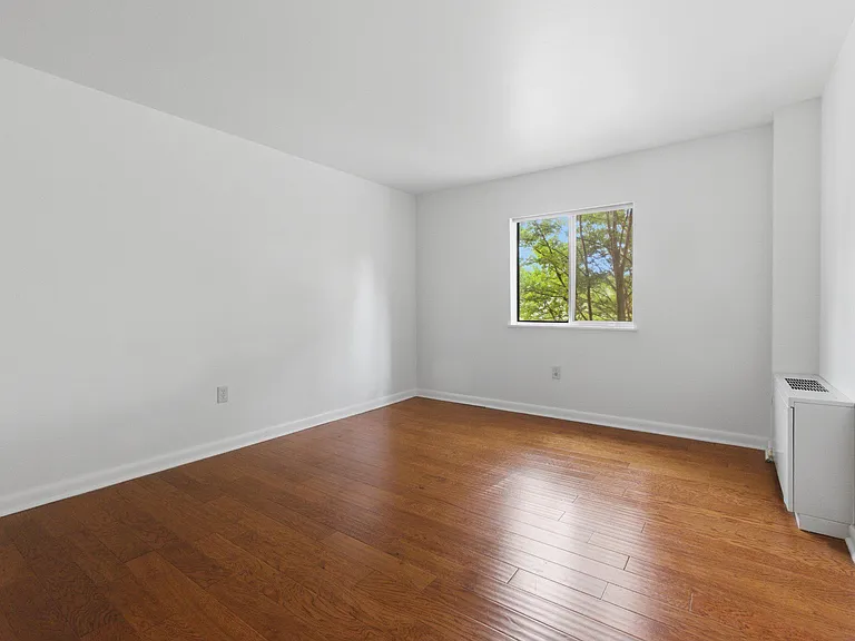 7505 Democracy Blvd #114 — Photo 8