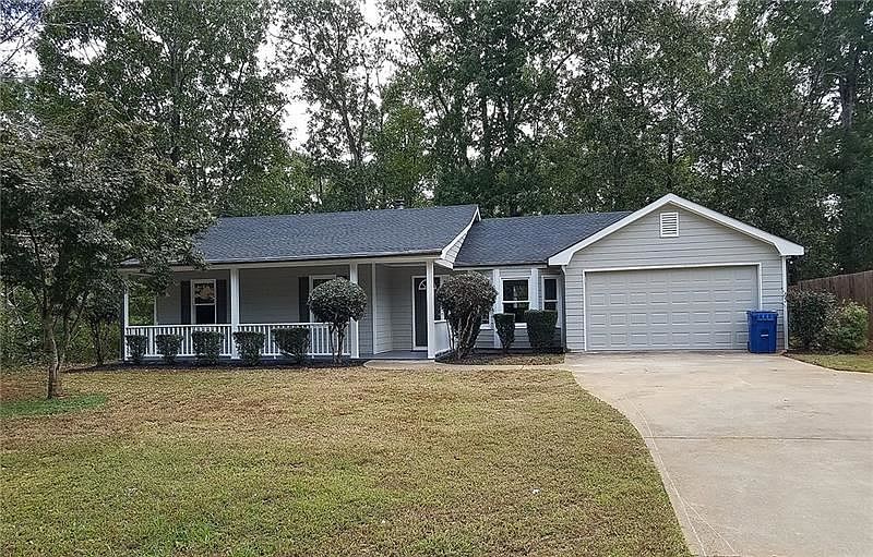 1st image of 305 Willow Shoals Dr