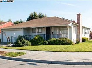 990 Arguello Dr, San Leandro, CA 94578