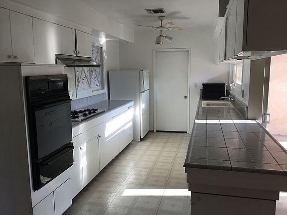 4th image of 1172 Crest Haven Way