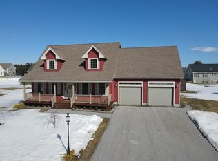 43 Virginia Ln, Bangor, ME 04401