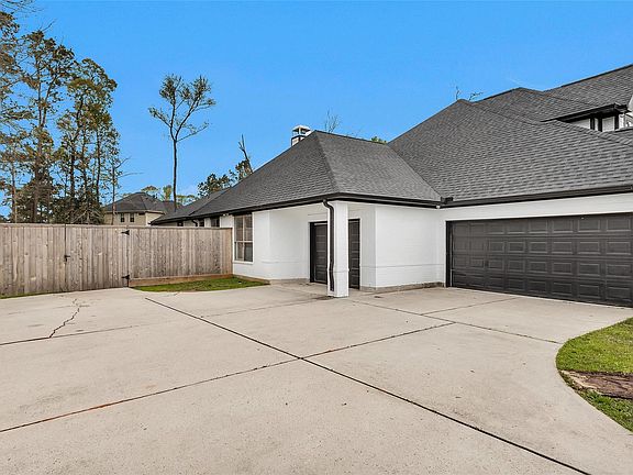 4th image of 10004 Summer Ridge Ln