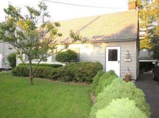 2463 Mermaid Ave, Wantagh, NY 11793