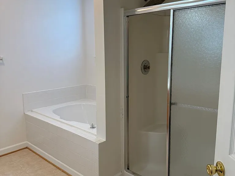 2110 Portofino Ct — Photo 23