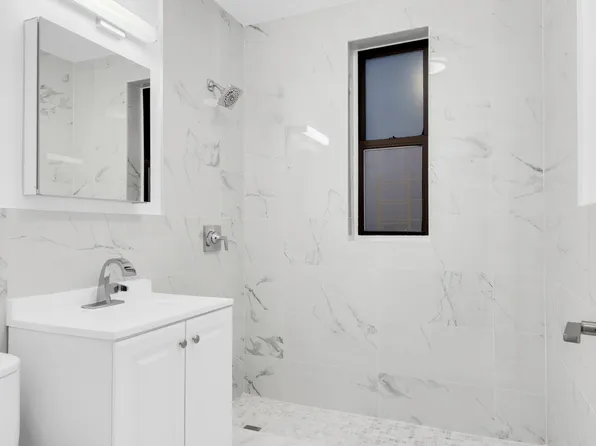 3245 Perry Avenue image 6 of 6