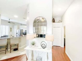 1216 Vinetree Dr, Brandon, FL 33510