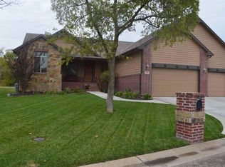3002 E Sunflower Dr, Derby, KS 67037