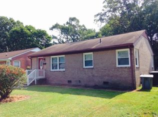 8 S 6th St, Hampton, VA 23664