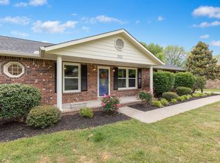 2122 Ravenwood Dr, Murfreesboro, TN 37129