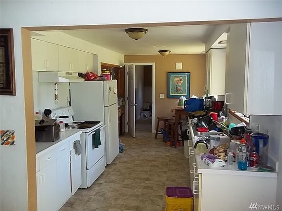 5th image of 4531 19th Ave SE