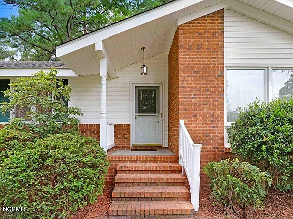 5th image of 303 Mimosa Park Drive