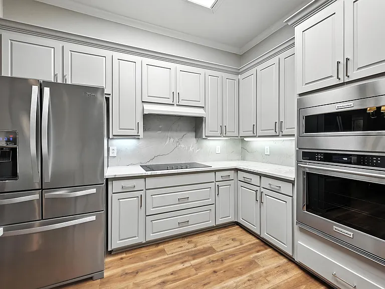 6301 Meadow Lakes Dr — Photo 18