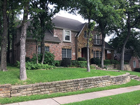 2nd image of 129 Dickens Dr