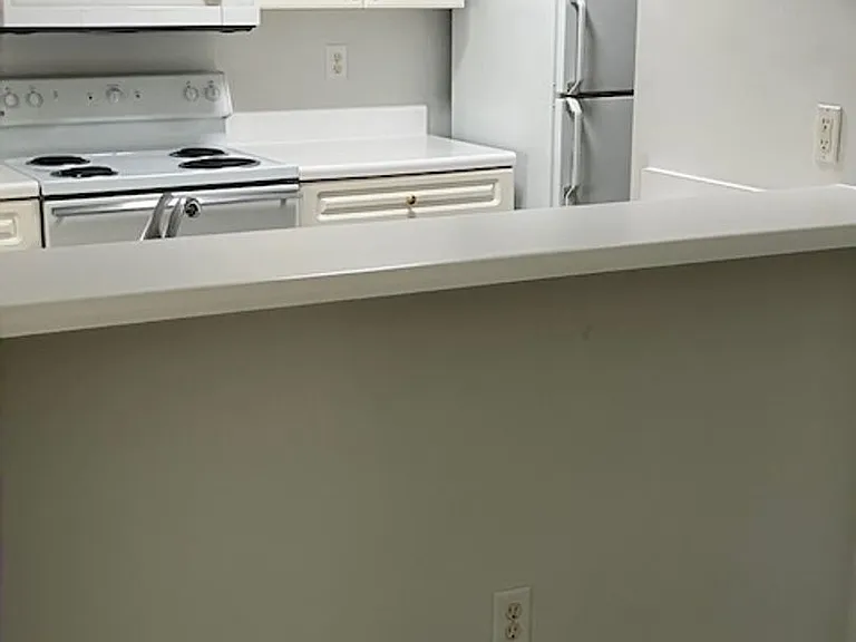 805H March Ct — Photo 6