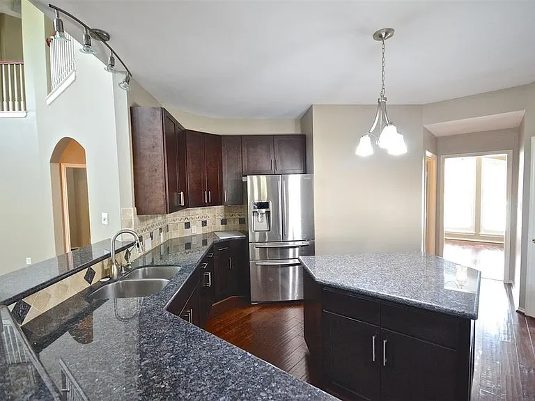 5802 Sage River Ct — Photo 13