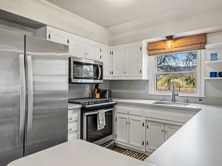 2850 Silverado Trl — Photo 95