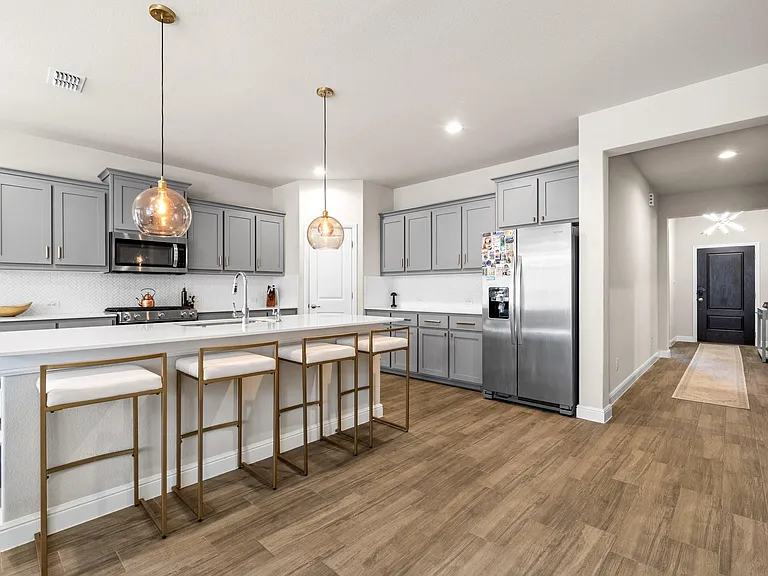 5505 Cypress Point Dr — Photo 8
